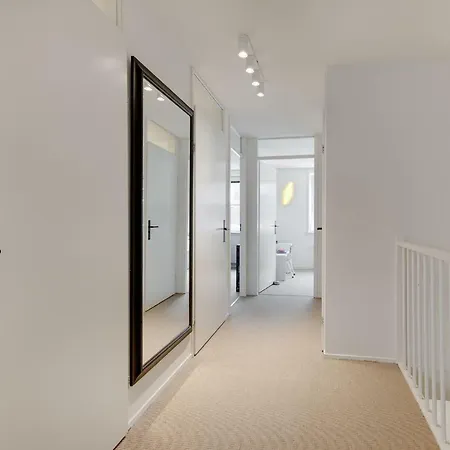 Quarto em Acomodações Particulares Private For 2 People Amesterdão